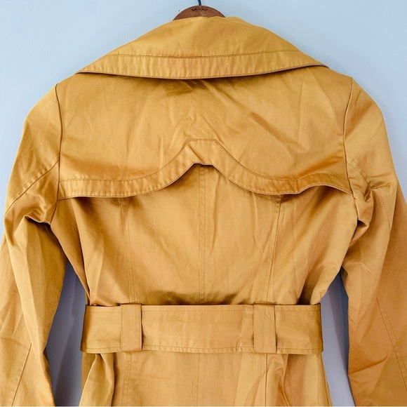 Bebe Retro Yellow Gold Mini Button Front Trench Coat w/ Hot Pink Lining Size XS - Picture 5 of 12